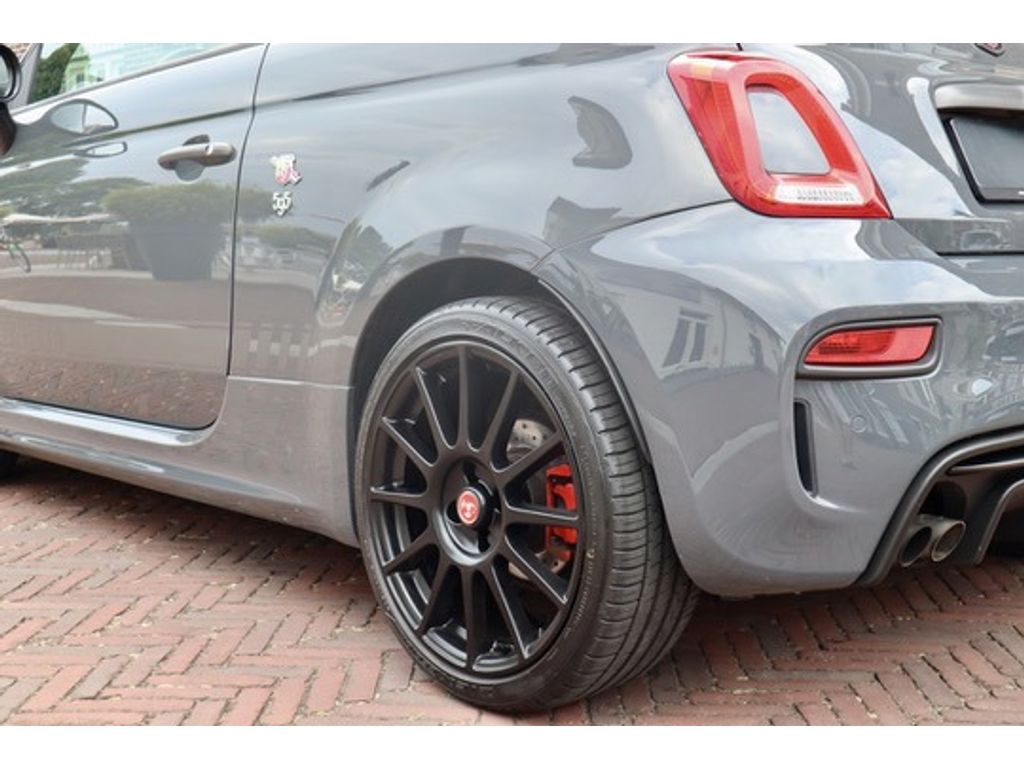 Fiat 500 Abarth 595 Competizione, foto 14