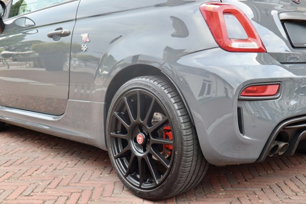 Fiat 500 Abarth 595 Competizione, foto 14