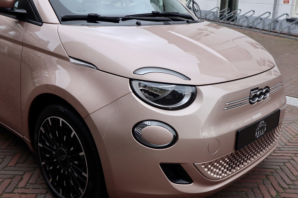 Fiat 500e 3+1 Icon 42 kWh, foto 11