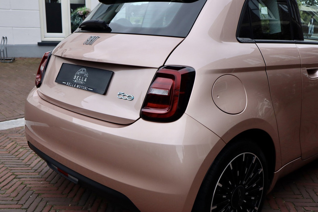 Fiat 500e 3+1 Icon 42 kWh, foto 6