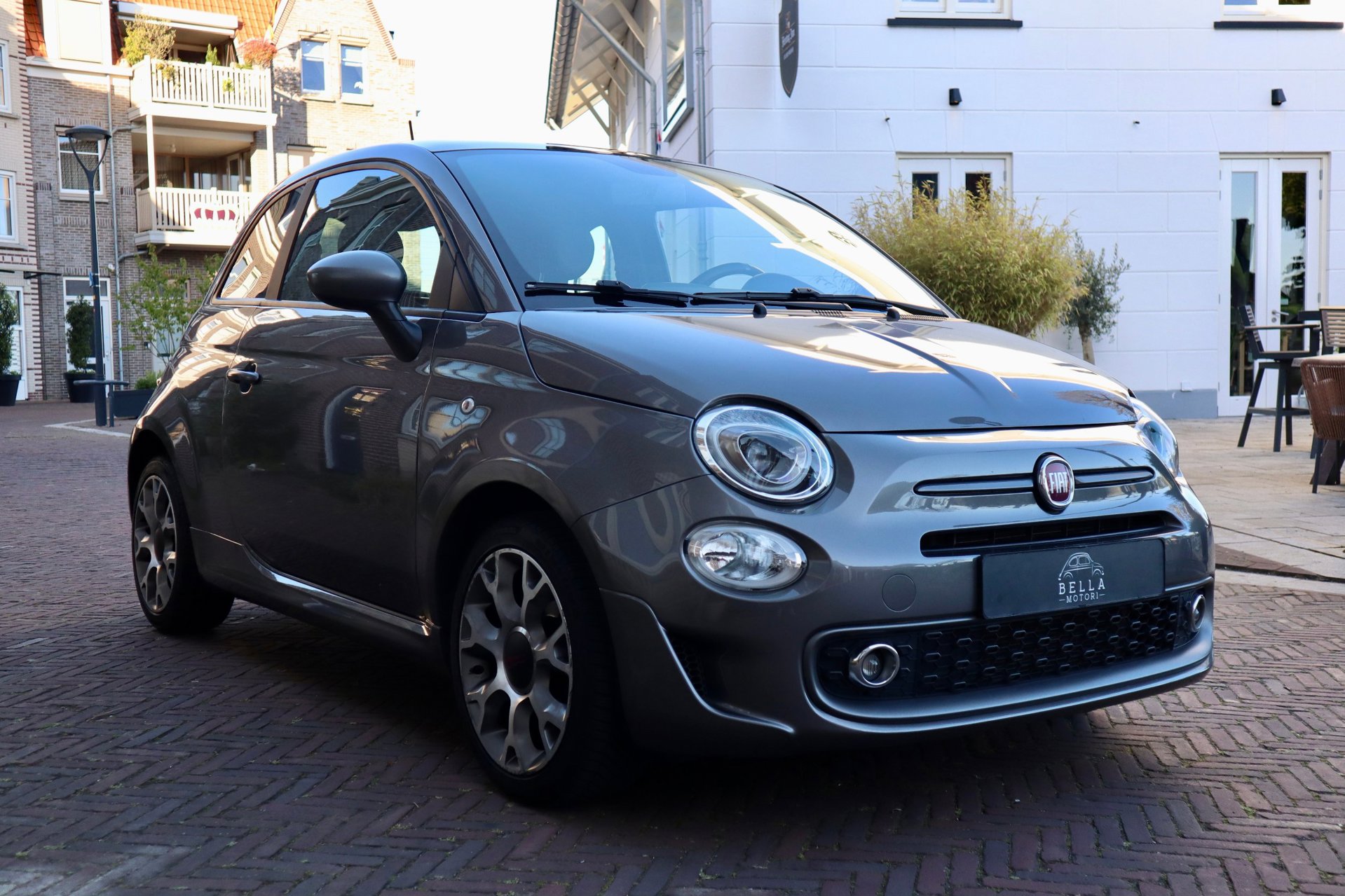 Fiat 500 1.2 S uit 2017, verkocht door Bella Motori